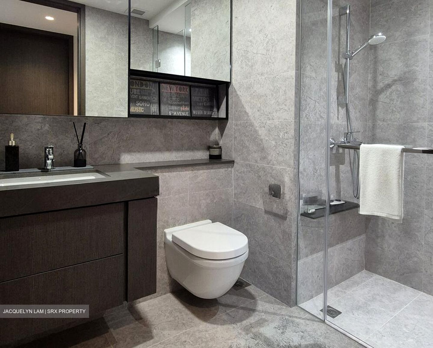 Avenue South Residence (D3), Apartment #547045841